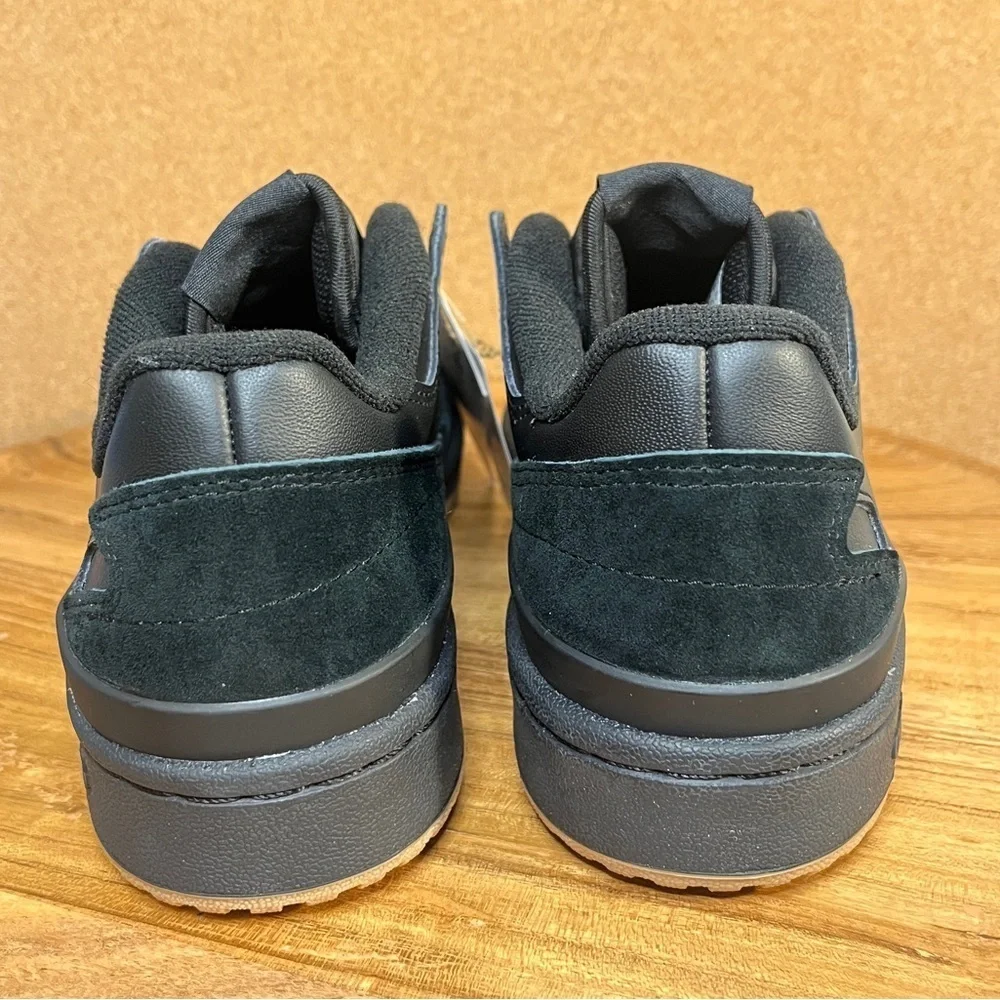 Adidas 'forum' Black/gum/black